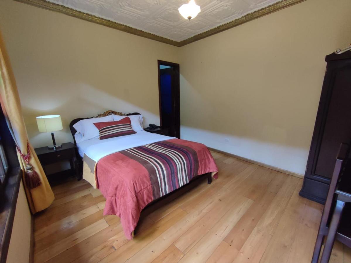 Vieja Mansion Cuenca