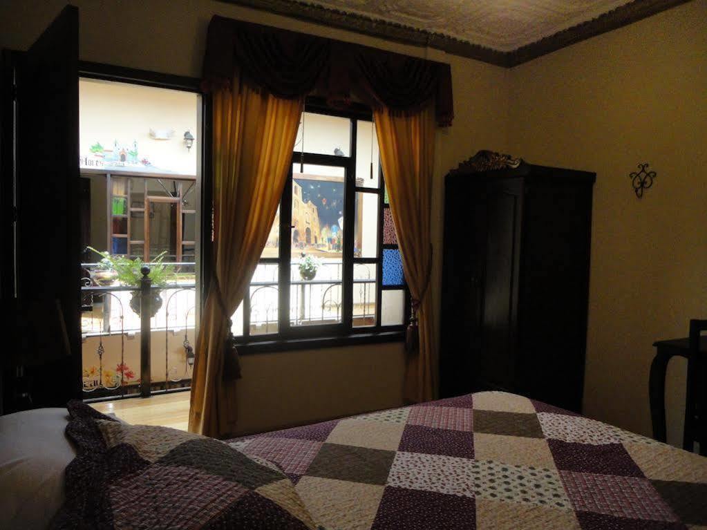 Vieja Mansion Hotel