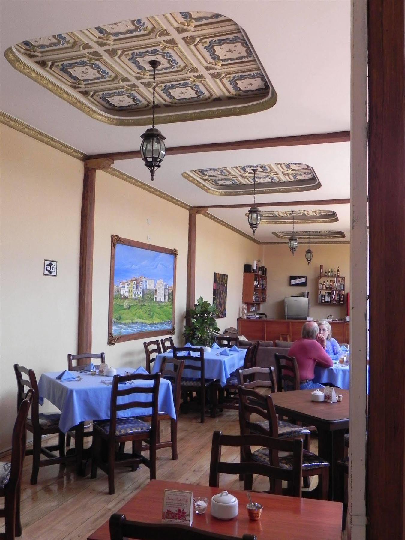 Vieja Mansion Hotel 4*
